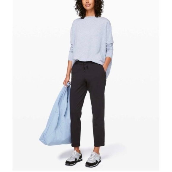 Lululemon Women's On the Fly 7/8 Classic Black Pants - Picture 1 of 11